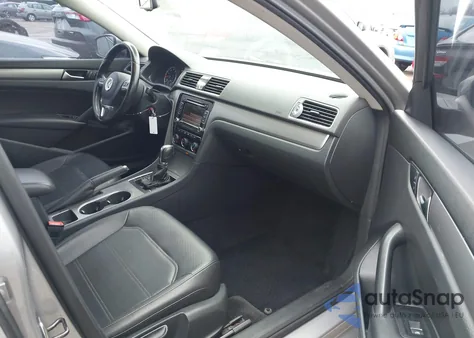 2014 Volkswagen Passat 1.8T Se from USA, damaged, VIN 1VWBT7A34EC068824